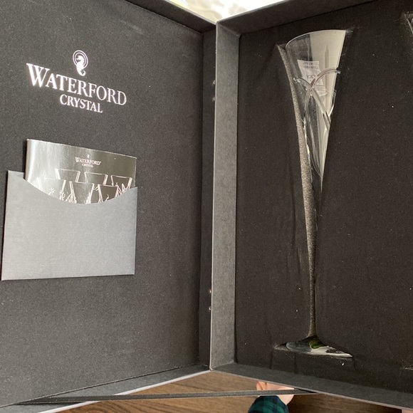 NWT Waterford crystal love & romance champagne flutes - Picture 6 of 11